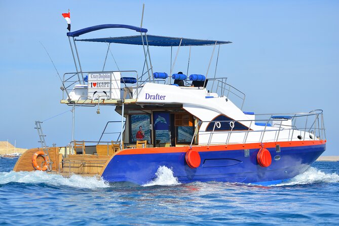 Private Dolphin House Boat Tour with Snorkeling & Lunch– Hurghada - Seafood lunch served onboard