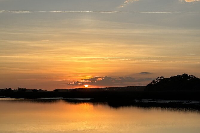 Private Folly Beach Dolphin Watching and Shelling tour - A comfortable boat and a calm pace