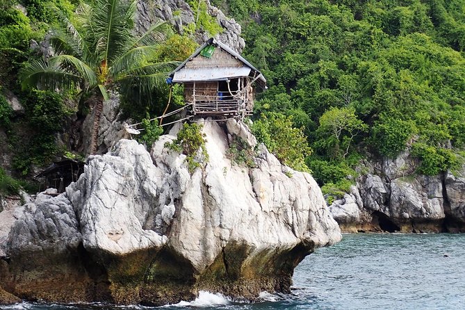 Private Full-Day Blue Dragon Yacht for Snorkeling Koh Tan & Visit Pink Dolphin - Koh Tan snorkeling, floating raft, or jacuzzi