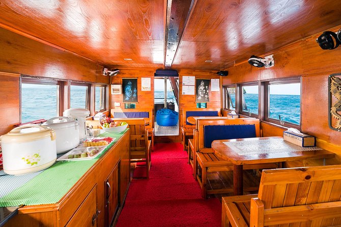 Private Full-Day Blue Dragon Yacht for Snorkeling Koh Tan & Visit Pink Dolphin - Pig Island at Ko Mat Sum