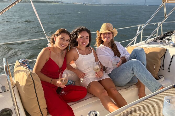 Private Morning Sail, Dolphin and History Tour on Mystique - Sailing past the Charleston Battery