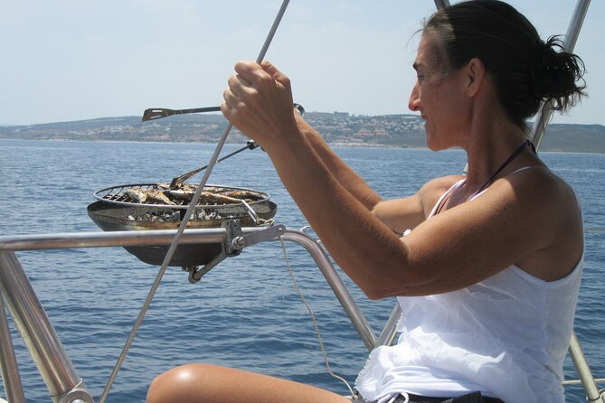 Private Sailing - dolphin Experience Estepona - drink & food - 4h - How much value does the private price offer?