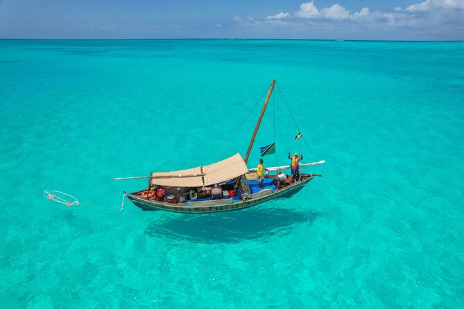 Private/Sharing: Snorkeling with Dolphins Sandbank in Mnemba - Leaving Kendwa at 9:00 in the morning