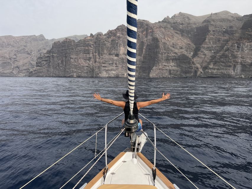 Puerto Colon : Whale & Dolphins Sailing Excursion - Booking details worth checking