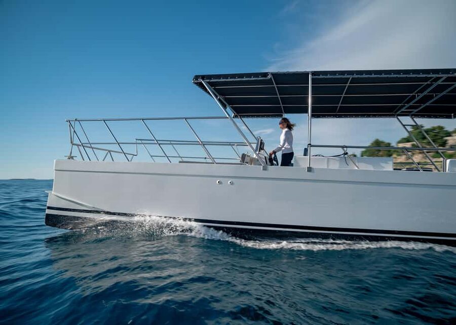 Rovinj: Sunset & dolphin group tours with Catamaran - Why this short Rovinj boat trip works so well