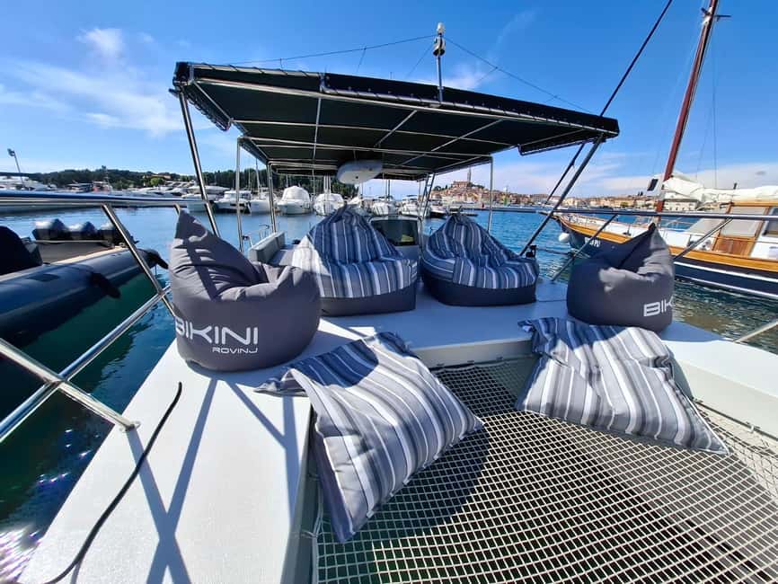 Rovinj: Sunset & dolphin group tours with Catamaran - Who will enjoy this 90-minute outing?