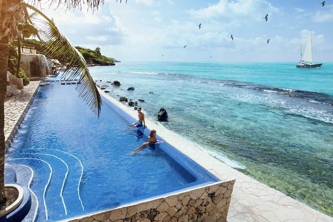 Royal Garragon with Dolphin Encounter in Isla Mujeres - Who will get the most from Royal Garrafón
