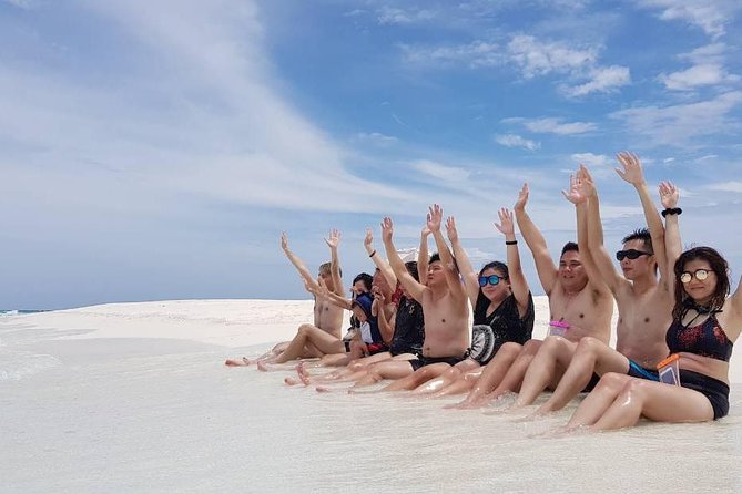 Sandbank, Snorkeling, Dolphin Cruise, Picnic, Local Island Tour - Starting at Hulhumale Lakudi Jetty