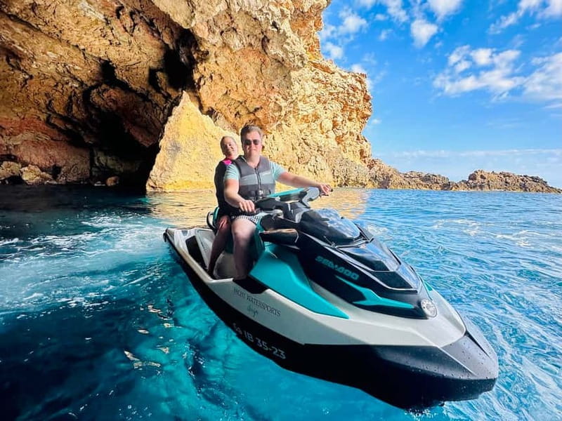 Santa Eulalia: Jet Ski Tour with Optional Dolphin Searching - How the guide affects your experience