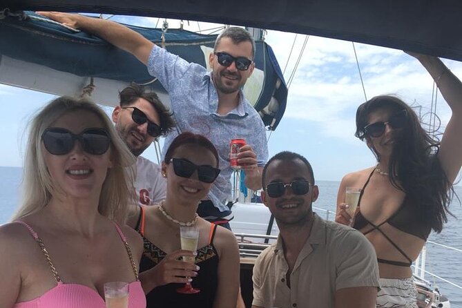 Shared Sailboat Experience Feel nature with dolphins - Key points to know before booking