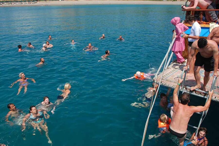 Side: Dolphin Island Boat Tour, Lunch, Sotf Drinks& Swimming - Leaving Side for the Manavgat River