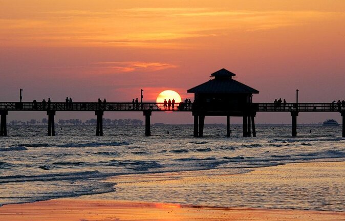 Sunset and Dolphin Cruise around Fort Myers Beach - Key points to know before you book