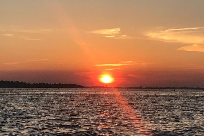 Sunset Dolphin Watching Cruise in Destin Harbor - Looking for dolphins in the wild