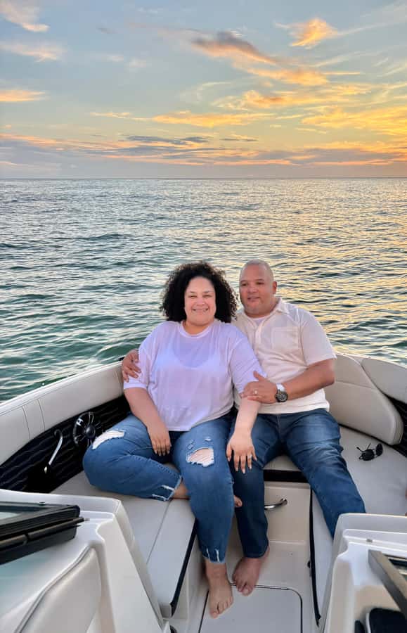 Tampa Bay: Private Sunrise Dolphin & Island Cruise - Captain Joe and the tone of the outing