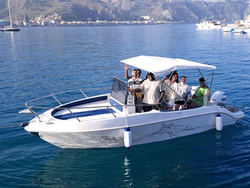Taormina Sunset tour in search of dolphins with aperitif - Key points to know before booking