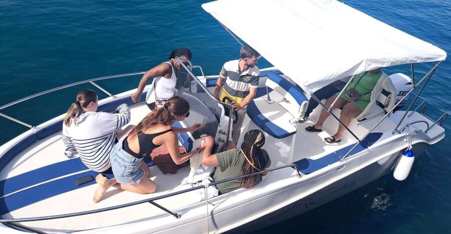 Taormina Sunset tour in search of dolphins with aperitif - Who will enjoy this boat trip most?