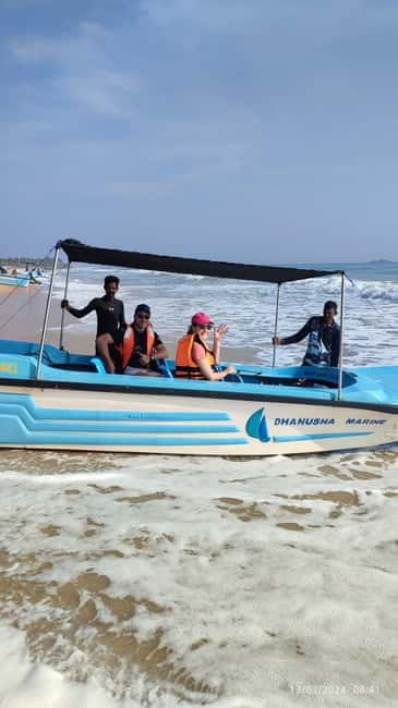 Trincomalee: Dolphin & Whale Watching Boat Tour - What to pack for the 5:30 AM start