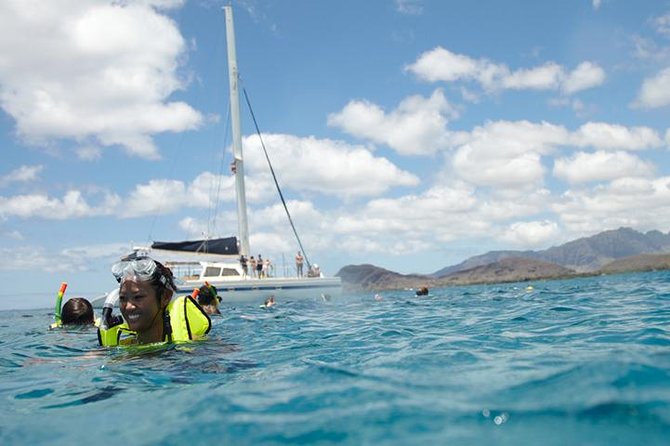 West Oahu Dolphin Watch and Snorkel Sail with Lunch - Waianae Mountain Range and Pokai Bay views