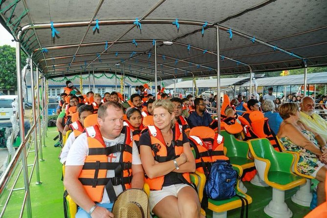 Whales and Dolphins Watching-Luxury Super Grade Cruiser(Hotel Pick up offered) - Leaving Mirissa early for the open sea